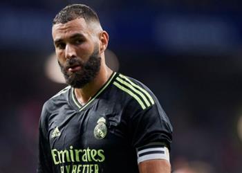 بنزيما رونالدو لم يهنئني بـ الكرة الذهبية وأريد الفوز مع فرنسا بـ كأس العالم
