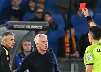 فيديو في مباراة طرد مورينيو روما يخطف تعادل ا قاتل ا أمام تورينو في الدوري الإيطالي