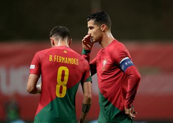 تقارير توضح حقيقة وجود أزمة بين رونالدو وبرونو فرنانديز قبل مونديال قطر