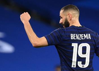 فيديو صدمة في منتخب فرنسا كريم بنزيما يغادر المران بعد 15 دقيقة وإصابة نكونكو