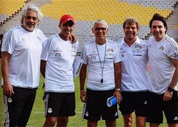 العب مع بطولات مساعد كوبر يتوقع المربع الذهبي لكأس العالم 2022 والفائز باللقب