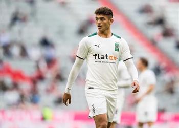 لاعب بوروسيا مونشنجلادباخ يفضل تمثيل منتخب مصر على ألمانيا ووالده ينتقد اتحاد الكرة