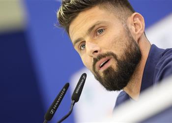 فيديو ضربة جديدة لـ فرنسا إصابة جيرو في التدريبات قبل مونديال قطر 2022