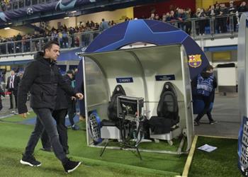 تشافي يوضح إصابة كيسيه وبابلو توري ويصر ح هدفنا الآن الفوز بالدوري الأوروبي