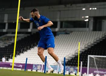 رسمي ا فرنسا تعلن تشخيص إصابة بنزيما وتؤكد غيابه عن مونديال قطر 2022