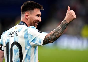 مدافع السعودية عن إمكانية إيقاف ميسي سنواجه الأرجنتين وليس لاعب ا واحد ا والوعد الثلاثاء