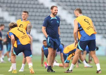 ساوثجيت يعلن موقف ووكر وماديسون من المشاركة في مباراة إنجلترا وإيران