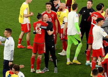 مدرب ويلز بعد التعادل مع أمريكا اللاعبون يستحقون الإشادة وجاريث بيل لم يخذلنا أبد ا