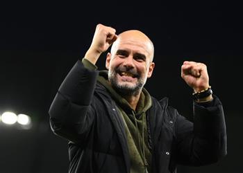 ذا أثلتيك جوارديولا يوافق على تجديد عقده مع مانشستر سيتي