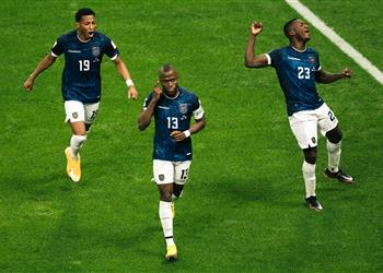 فيديو الإكوادور تقلب الطاولة على هولندا بتعادل إيجابي وتؤجل حسم التأهل للجولة الأخيرة