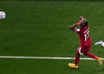 إسماعيل محمد بعد خسارة قطر من السنغال سنحاول تقديم أداء م شرف أمام هولندا