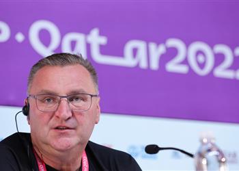 مدرب بولندا محذر ا السعودية سنلعب بطريقتنا حتى النهاية وليفاندوفسكي سينفذ ركلة الجزاء