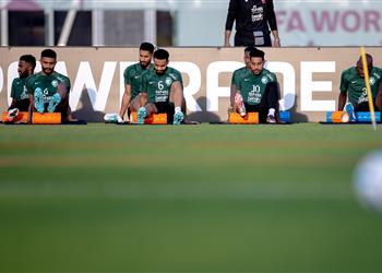 رينارد يستقر على بدلاء الشهراني وسلمان الفرج وشراحيلي أمام بولندا