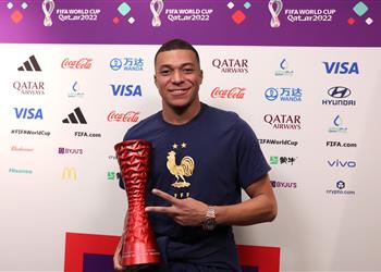 كيليان مبابي أفضل لاعب في مباراة فرنسا والدنمارك بكأس العالم