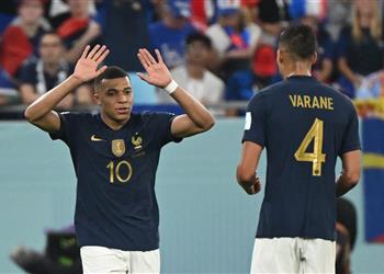 فاران يشيد بمبابي ويؤكد من المميز دائما اللعب في كأس العالم