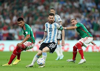ميسي بعد الفوز أمام المكسيك هزيمتنا من السعودية كلفتنا ولا يمكننا الاستسلام الآن