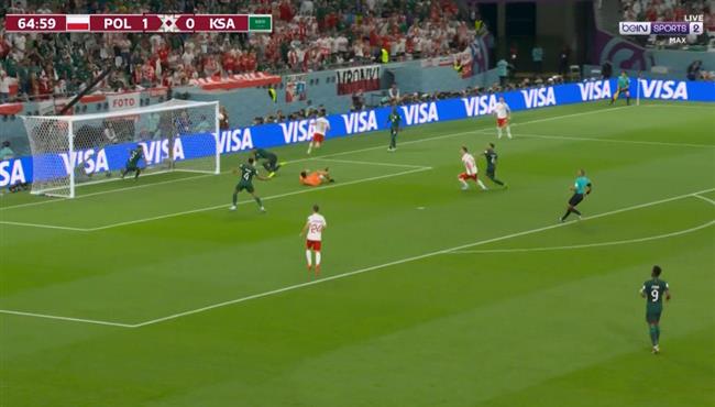القائم يحرم ليفاندوفسكي من تسجيل هدف امام السعودية في كأس العالم