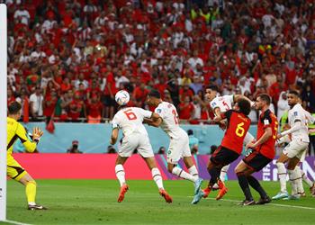 فيديو الفار يلغي هدف ا رائع ا لـ حكيم زياش في مباراة المغرب وبلجيكا