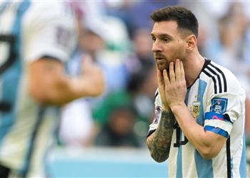 ميسي نجلي بكى وعائلتي كانت تعاني بعد الهزيمة من السعودية