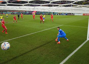 فيديو كاسيميرو يسجل هدف البرازيل الأول أمام سويسرا في كأس العالم