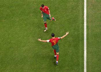 فيديو ثنائية برونالدو تقود البرتغال لدور الـ16 من كأس العالم بفوز مثير على أوروجواي