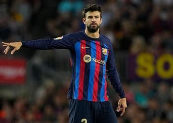 سبورت مستقبل غامض لـ بيكيه مع برشلونة بسبب تشافي