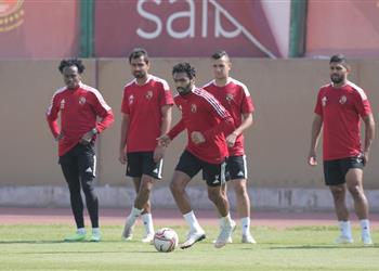 مران الأهلي انتظام حسين الشحات في التدريبات وراحة سلبية للاعبين الدوليين