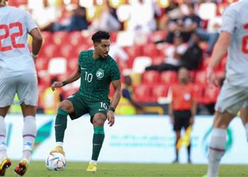 سالم الدوسري منتخب السعودية لن يذهب إلى كأس العالم ليكون ضيف شرف