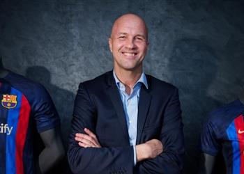 جوردي كرويف برشلونة يمتلك نفس طموح مانشستر يونايتد في الدوري الأوروبي