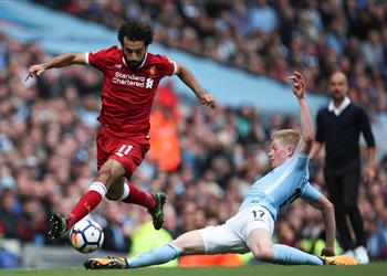 دي بروين يتفوق على محمد صلاح ويفوز بجائزة جديدة في الدوري الإنجليزي