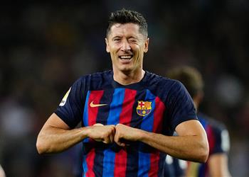 ليفاندوفسكي يتحدث عن المنافسة مع هالاند ويؤكد برشلونة أكثر من مجرد ناد