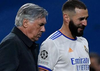 أنشيلوتي يرد على أنباء ادعاء بنزيما الإصابة مع ريال مدريد من أجل مونديال قطر