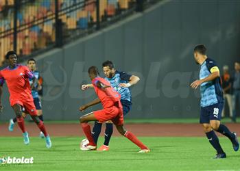 فيديو بيراميدز يقتنص بطاقة الصعود لمجموعات الكونفدرالية بثلاثية في شباك نيجليك