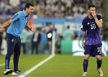 سكالوني يوضح حالة دي ماريا ويؤكد لن أستبدل ميسي إلا إذا طلب