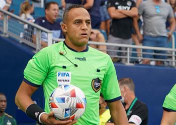 حكم مباراة البرازيل والكاميرون في كأس العالم 2022