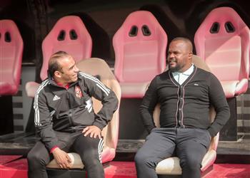 فلافيو الأهلي سيتخطى مجموعته في دوري أبطال إفريقيا بسهولة وقلبي لا يزال معهم