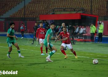 محمد عبد المنصف الأهلي يقدم أداء سيئا رغم انتصاراته والفريق يلعب بشكل تجاري