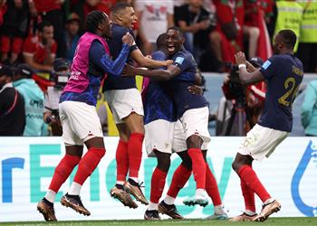 فيديو ثنائي فرنسا يخضعان لفحص المنشطات بعد الفوز على المغرب في كأس العالم