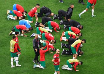 أبو جريشة منتخب فرنسا العظيم كان ي دافع أمام المغرب ووليد الركراكي ارتكب أخطاء خلال المباراة