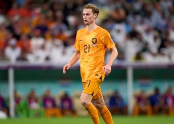 بايرن ميونخ يفكر في ضم دي يونج من برشلونة