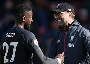 فيديو كلوب يجتمع بـ أوريجي بعد مباراة ليفربول وميلان في كأس سوبر دبي