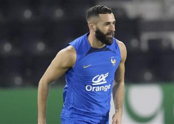 بنزيما يثير الجدل قبل مباراة فرنسا والأرجنتين في نهائي كأس العالم