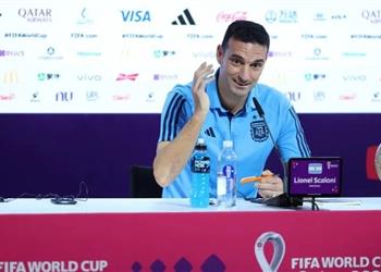 سكالوني النهائي لن يكون بين مبابي وميسي فقط وسنقاتل للعودة إلى الأرجنتين بالكأس