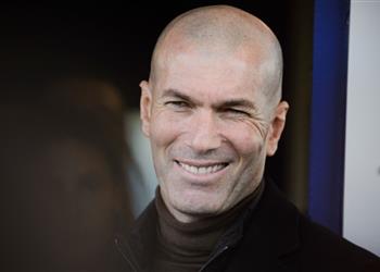 زيدان يرفض حضور مباراة فرنسا والأرجنتين في نهائي مونديال قطر