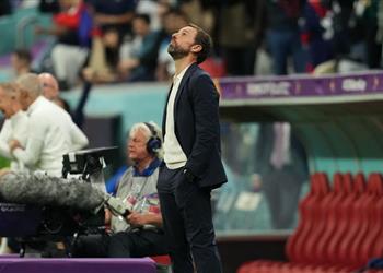 تليجراف ساوثجيت يحسم موقفه من بقائه مع إنجلترا