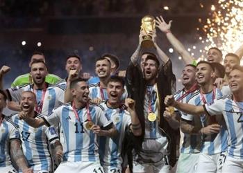 صحف العالم عن تتويج الأرجنتين بـ مونديال قطر أمام فرنسا ميسي الملك في النهائي الأفضل على الإطلاق