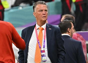 فان خال فكرت في تدريب بلجيكا وأركز على مشواري مع هولندا