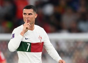 رونالدو يشرح لمن وجه إشارة الصمت أثناء تبديله في مباراة البرتغال وكوريا الجنوبية