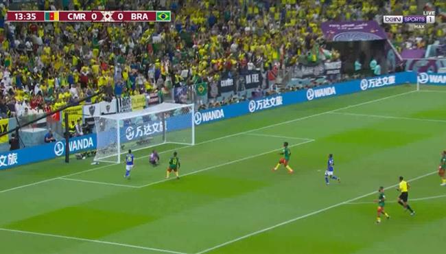 مارتنيلي كاد ان يسجل هدف للبرازيل وحارس الكاميرون يتألق