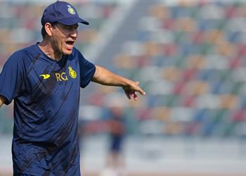 مدرب النصر السعودي يطلب ضم لاعب برشلونة